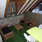 Hébergement de vacances Le Lheze Cette-Eygun